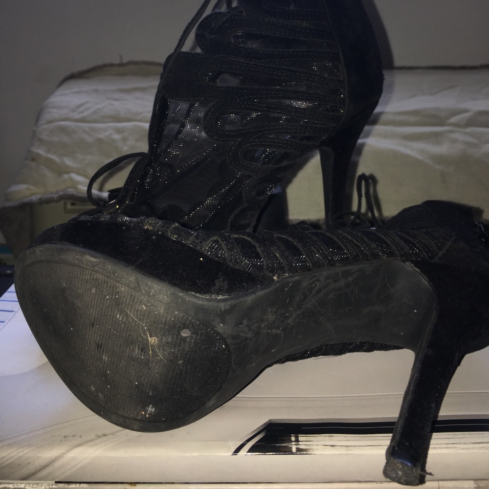 Open toe Booties - Picture 8 of 8